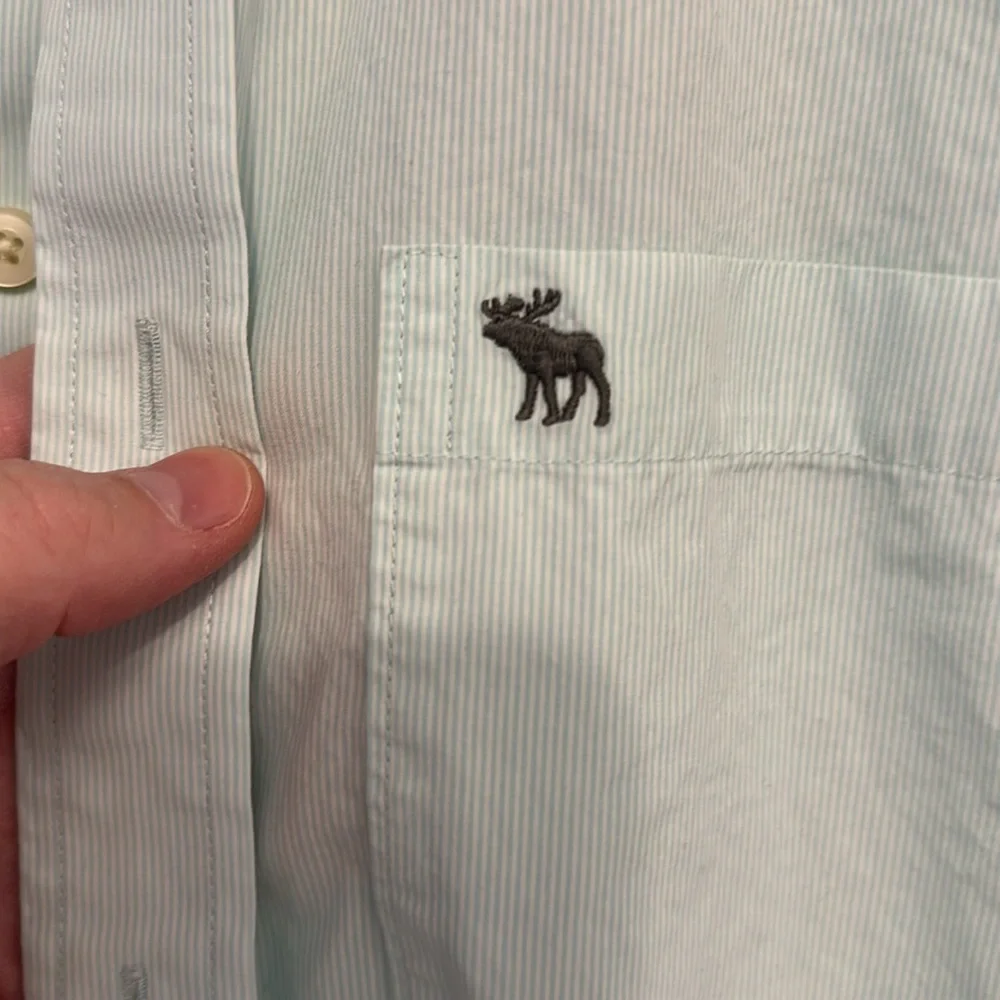 Vintage Abercrombie & Fitch men’s button down muscle shirt - Picture 2 of 8